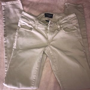 NWOT American Eagle Outfitters Khaki Pants